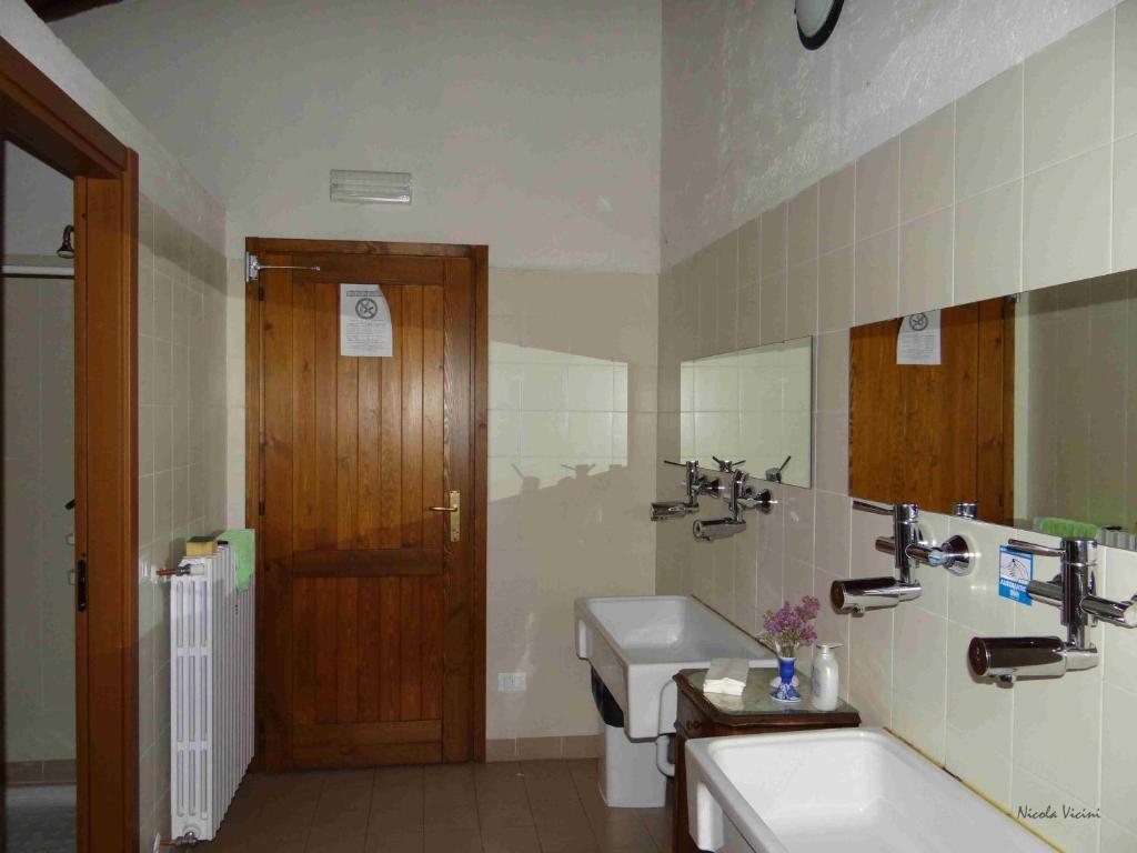 Rifugio Alpetto Di Torno Hostel Sormano Δωμάτιο φωτογραφία