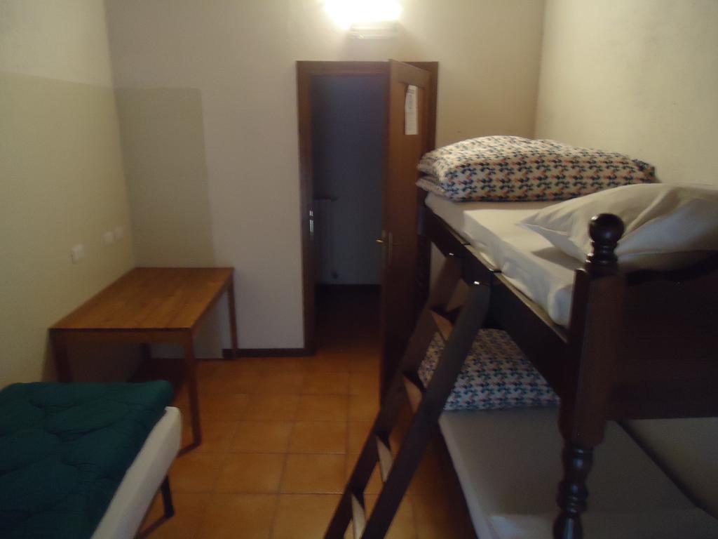 Rifugio Alpetto Di Torno Hostel Sormano Εξωτερικό φωτογραφία